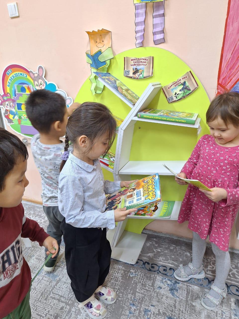 Кеңес "Баланың балабақшадағы бір күні"